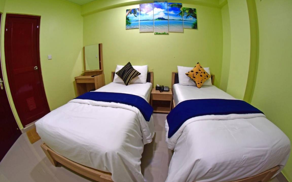 Male Bed & Breakfast | 12 m² Bed and breakfast ∙ 2 guests