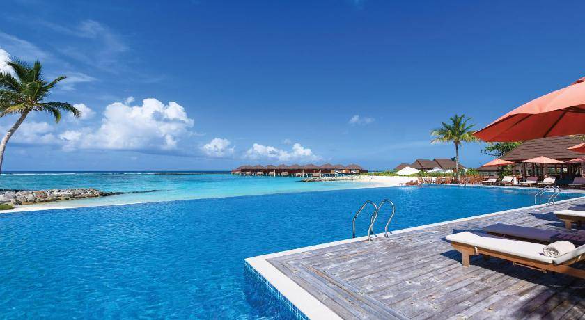 Madivaru Resort | 329 m² Resort ∙ 2 bedrooms ∙ 20 guests