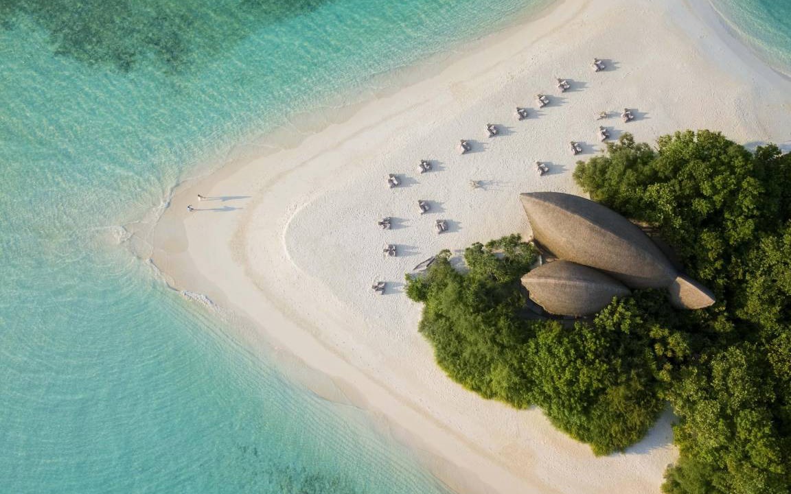 Dhigali Resort | 400 m² Resort ∙ 2 bedrooms ∙ 127 guests