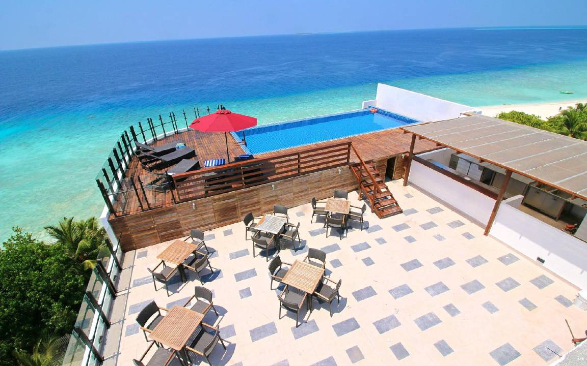 Ukulhas Hotel | 48 m² Hotel ∙ 7 guests