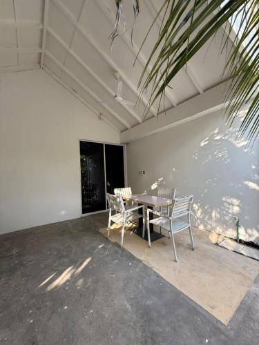 Rasdhoo House | 490 m² House ∙ 1 bedroom ∙ 3 guests