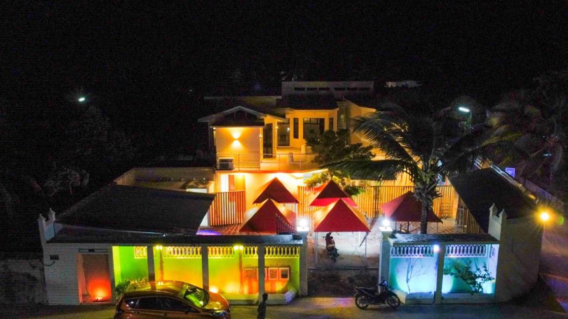 Maradhoo House | 65 m² Motel ∙ 3 guests