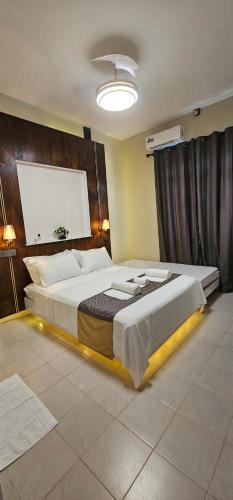 Thulusdhoo Island House | Blue Haven Retreat