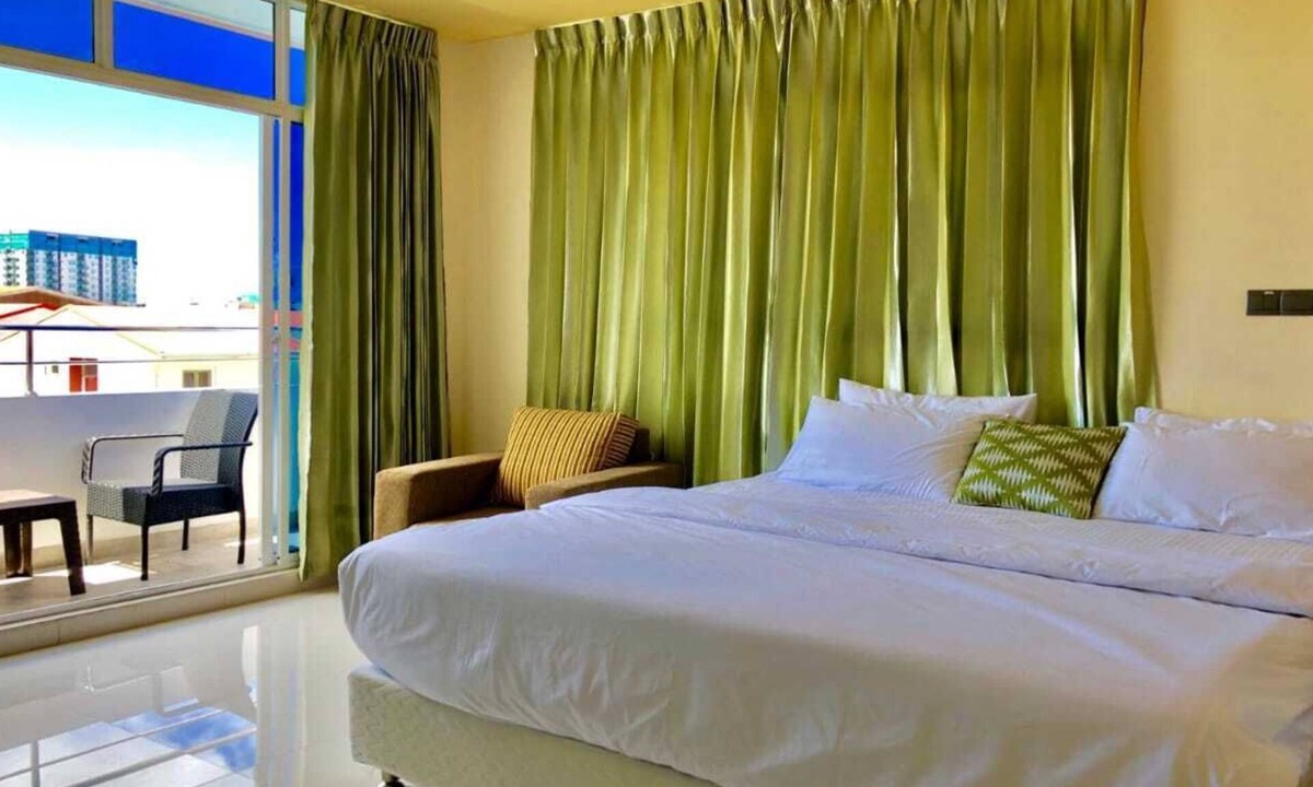 Hulhumale Hotel | Contento Retreat