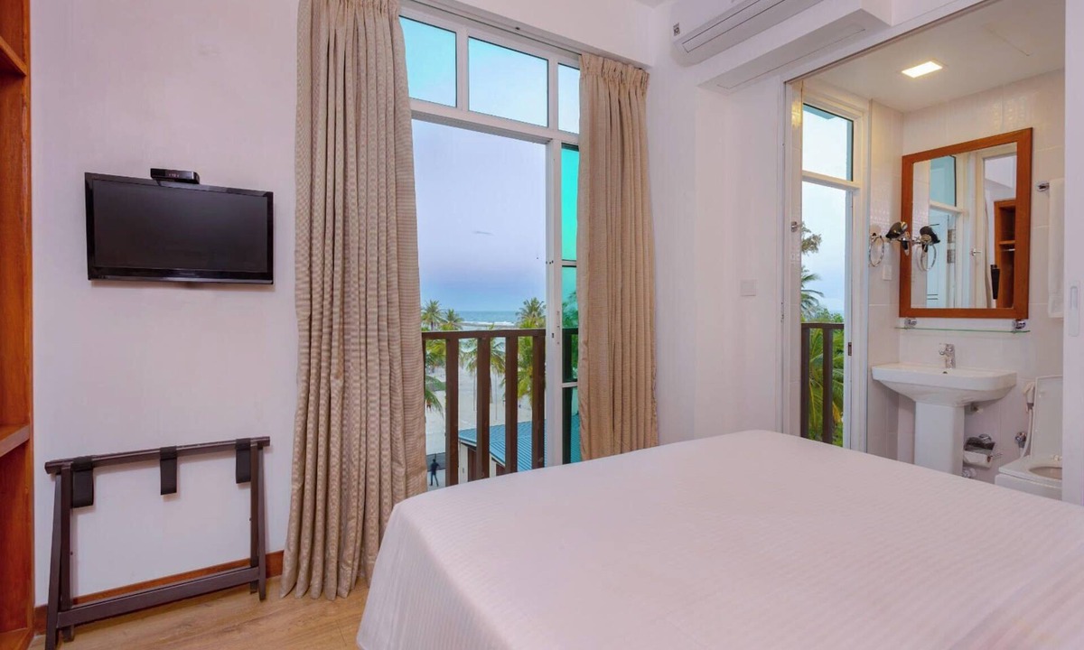 Hulhumale House | Express Inn
