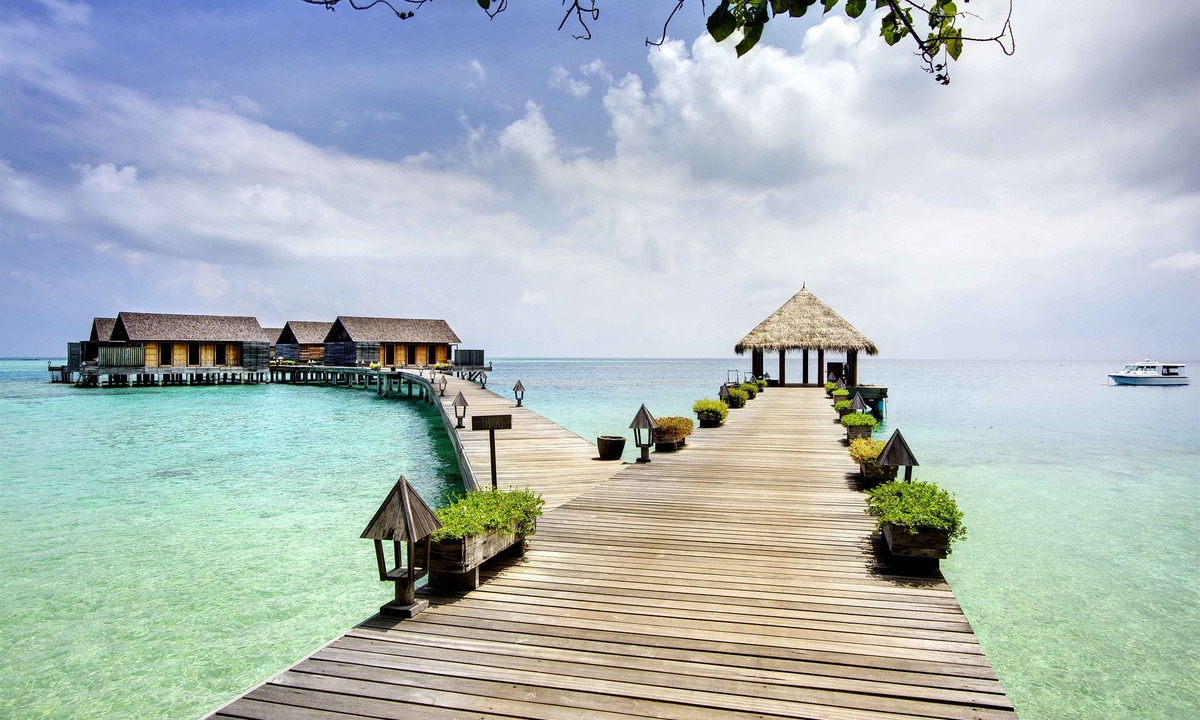 Gangehi Island Hotel | Gangehi Island Resort