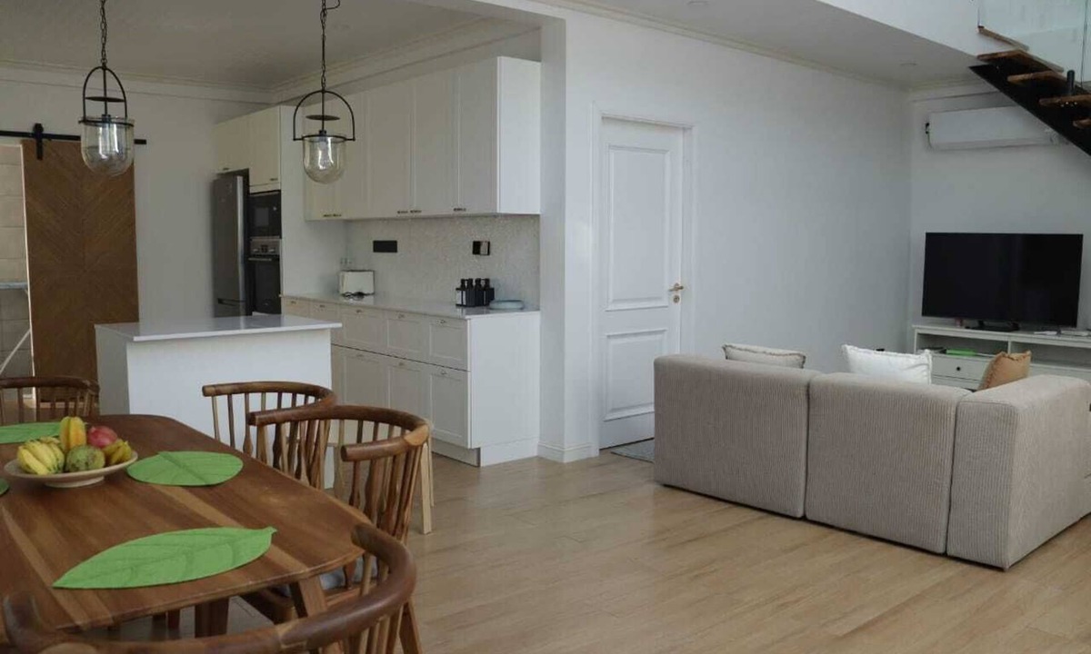 Velidhoo House | Island Pearl Escape, a 3-bedroom holiday home with modern amenities in Velidhoo