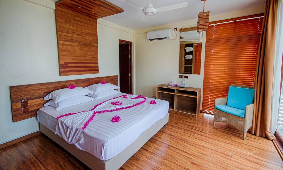 Fulidhoo Hotel | Kinan Retreat