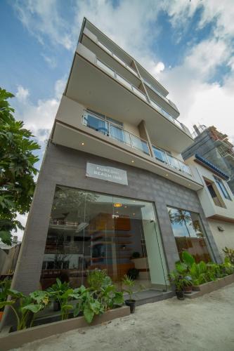 Maafushi House | Kuredhi Beach Inn