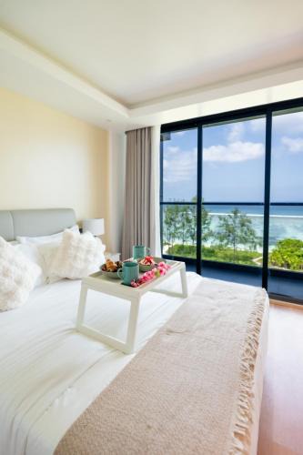 Farukolhufushi Island Apartment | Lazzlla1BR Beachfront Oceanfront Apartment