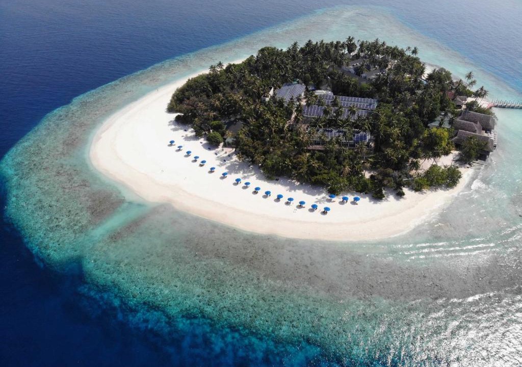 Kuda Bandos Resort | Malahini Kuda Bandos Special Offer Begin your island escape with ease airport pick up and return by shared speedboat at just USD 50 per person stays stay untill end October 2026