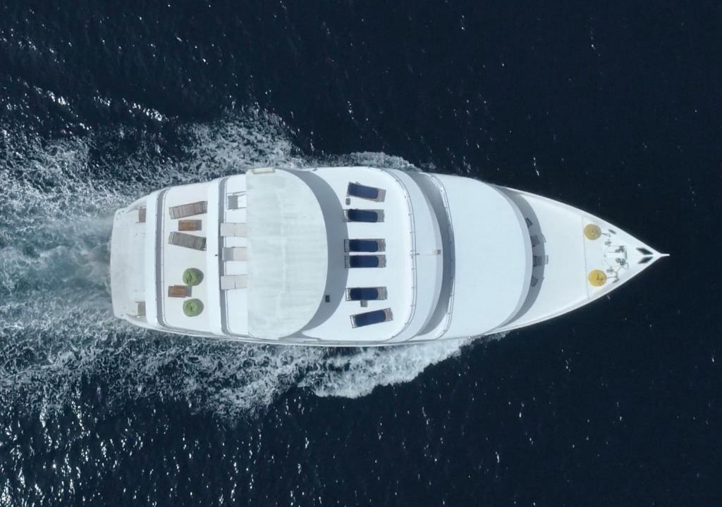 Hulhumale Boat Rental | Moonima Yard