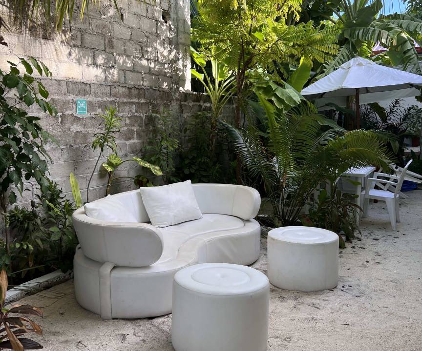 Dhangethi House | Motel ∙ 8 guests
