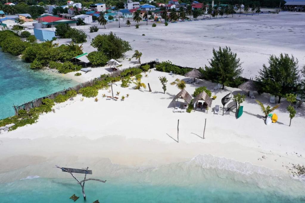 Gaafaru House | Ocean Waves Inn