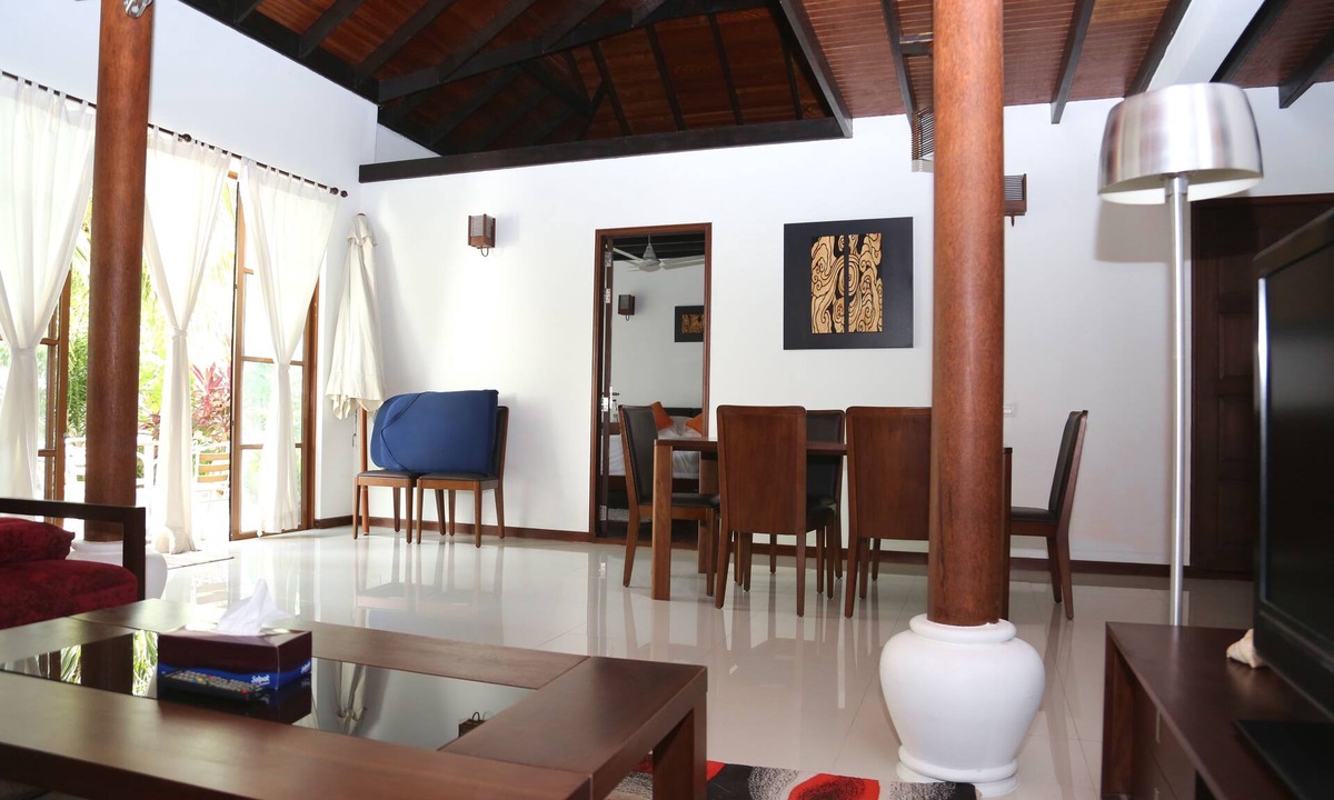 Velidhoo House | Pandanus Villa