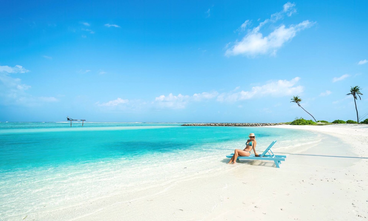 Huraa Hotel | Silver Oasis Maldives