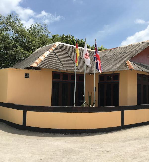 Madaveli House | Sun shade Inn