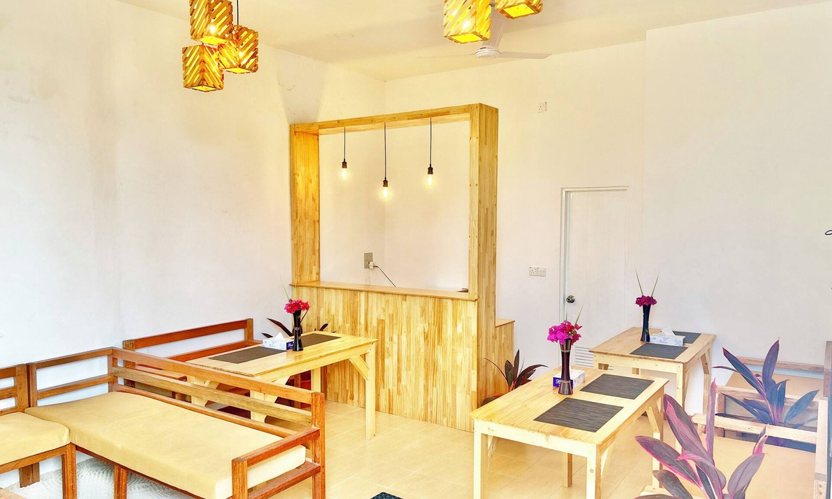Huraa Bed & Breakfast | Treasure Island Lodge - Huraa/Maldives
