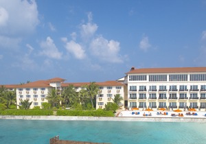 Hulhule Island Hotel