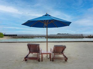 Hulhule Island Hotel | Hulhule