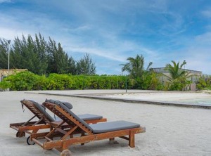 Hulhule Island Hotel | Hulhule