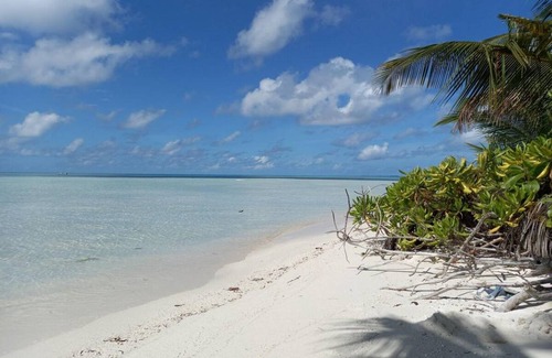 Faafu Atoll House | 100 m² House ∙ 6 bedrooms ∙ 2 guests