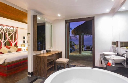 Bandos Island Resort | 110 m² Resort ∙ 127 guests