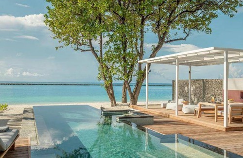 Landaa Giraavaru Resort | 1200 m² Resort ∙ 127 guests