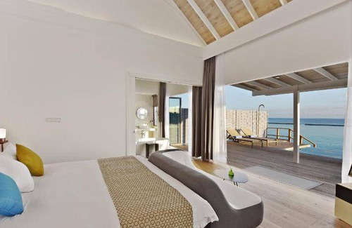 Kuramathi Island Resort | 310 m² Resort ∙ 127 guests