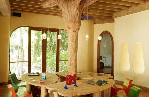 Kunfunadhoo Resort | 3450 m² Resort ∙ 9 bedrooms ∙ 127 guests