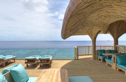 Kunfunadhoo Resort | 3450 m² Resort ∙ 9 bedrooms ∙ 127 guests
