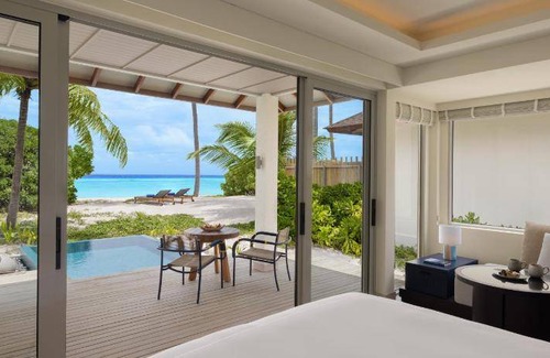 Baa Atoll Resort | 368 m² Resort ∙ 4 bedrooms ∙ 127 guests