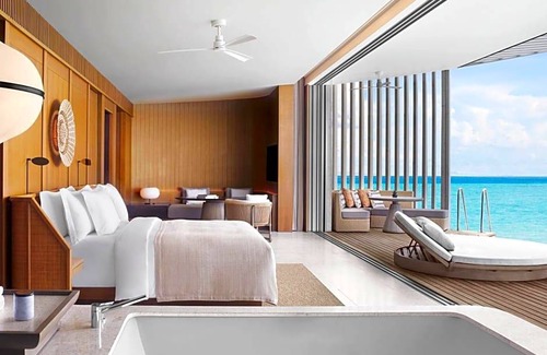 Kanifinolhu Island Hotel | 5-Star Hotel ∙ The Ritz-Carlton Maldives, Fari Islands