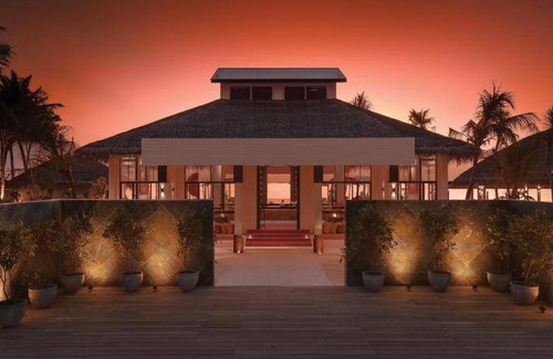 Farukolhufushi Island Resort | 75 m² Resort ∙ 2 guests