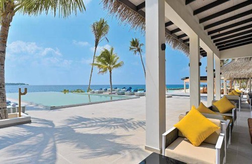 Farukolhufushi Island Resort | 75 m² Resort ∙ 2 guests