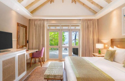 Bathala Island Resort | 79 m² Resort ∙ 127 guests