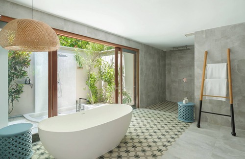 Finolhas Island Resort | Amilla Maldives