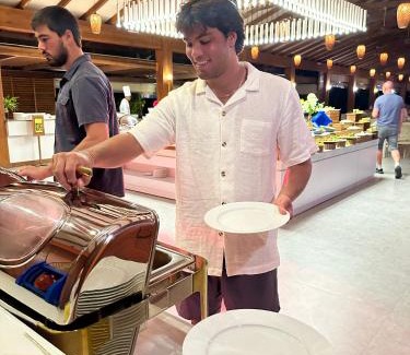 Mandhoo Resort | Fiyavalhu Resort Maldives