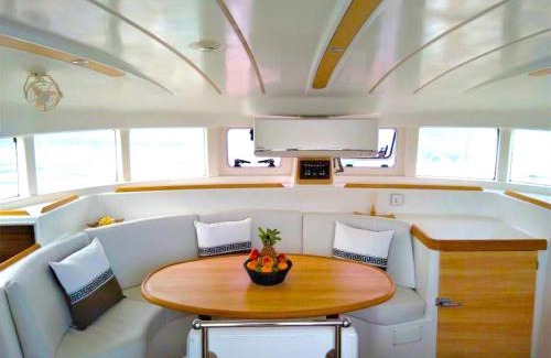 Maalhos Boat Rental | Island Luxury Sailing Yacht- Mobile Home