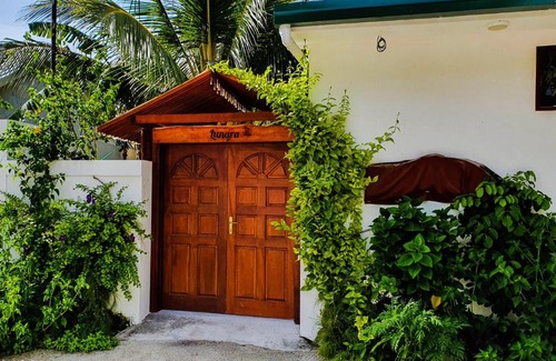 Thoddoo Hotel | Lunara Residence