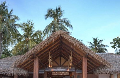 Kuda Bandos Hotel | Malahini Kuda Bandos Resort
