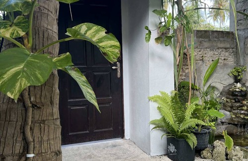 Dhangethi House | Motel ∙ 8 guests