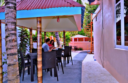 Maamendhoo House | Village Life Maldives