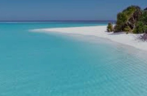 Faafu Atoll House | 100 m² House ∙ 6 bedrooms ∙ 2 guests