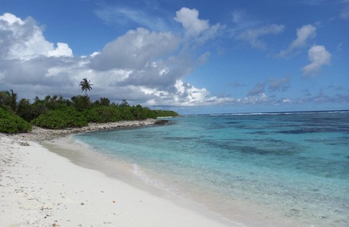 Faafu Atoll House | 100 m² House ∙ 6 bedrooms ∙ 2 guests