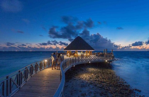 Bandos Island Resort | 110 m² Resort ∙ 127 guests