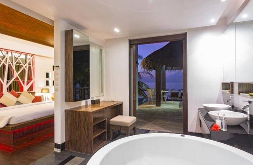 Bandos Island Resort | 110 m² Resort ∙ 127 guests