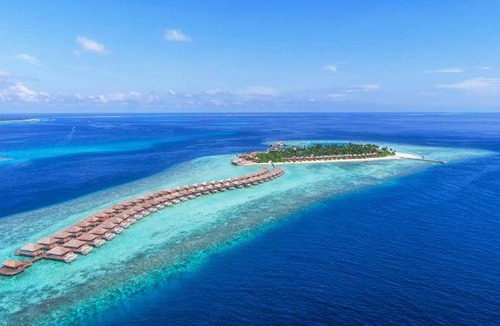 Huruvalhi Resort | 132 m² Resort ∙ 127 guests
