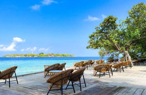 Kuda Bandos Resort | 250 m² Resort ∙ 127 guests