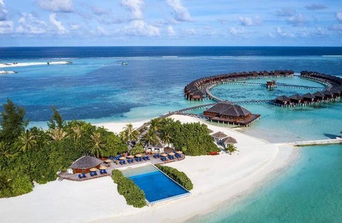 Olhuveli Resort | 310 m² Resort ∙ 127 guests